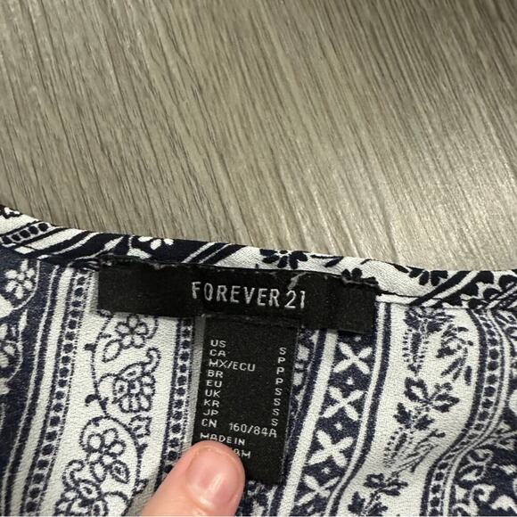 Forever 21 Navy Blue & White Paisley‎ Print Sleeveless Shift Mini Dress Size S - Picture 5 of 8